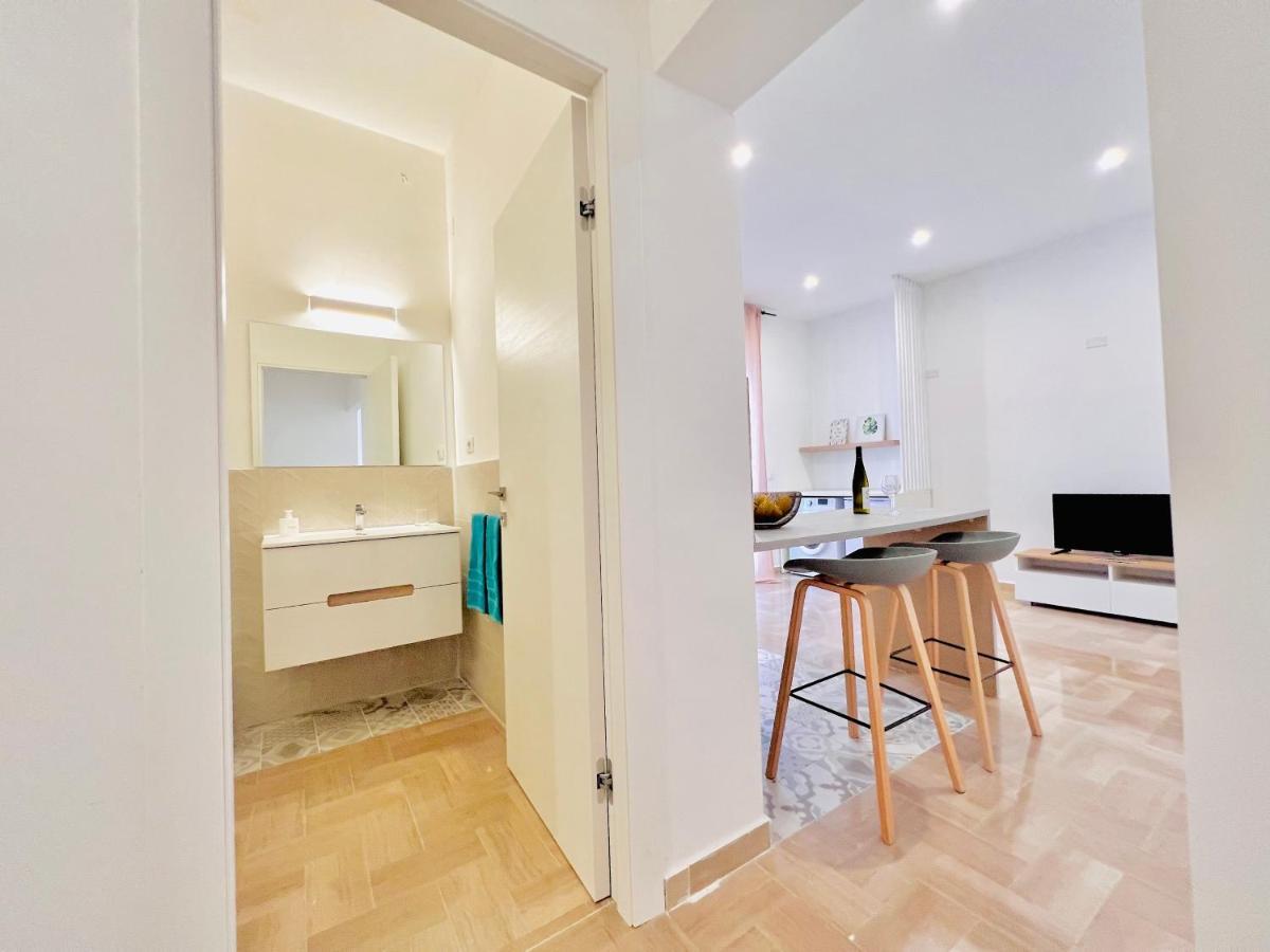 Villa Di Nera Apartments ปาแลร์โม ภายนอก รูปภาพ